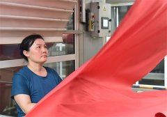 面料車間劉麗麗：練就火眼金睛，成就質量堅盾